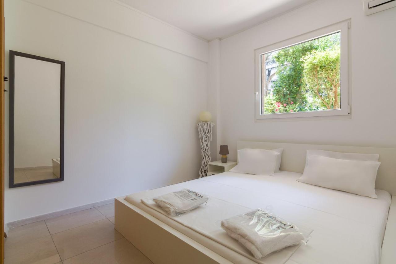 Comfy Apartment Close To Floisvos Beach Atene Esterno foto